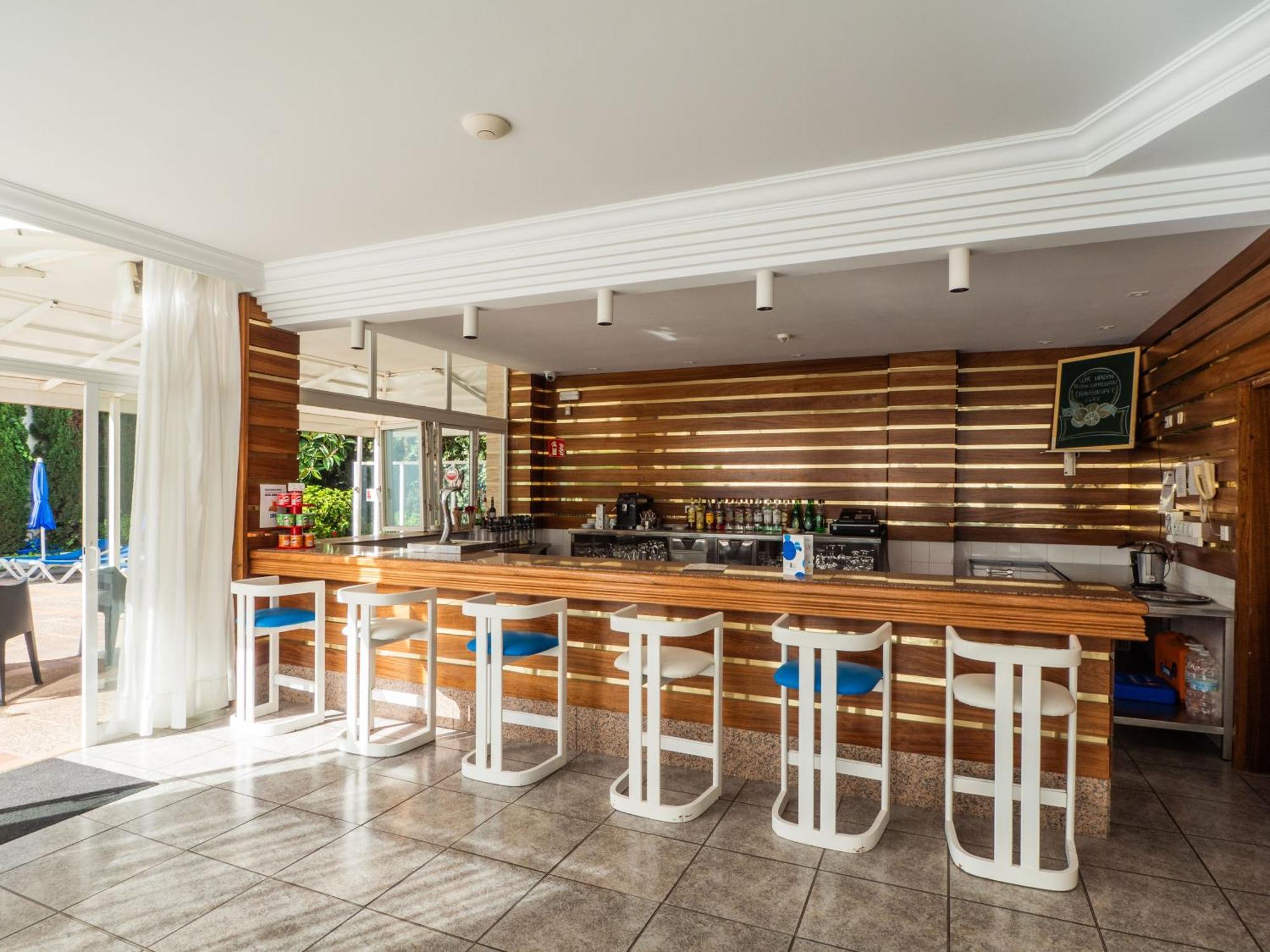 Apartamentos La Santa Maria Cala Millor  Zewnętrze zdjęcie