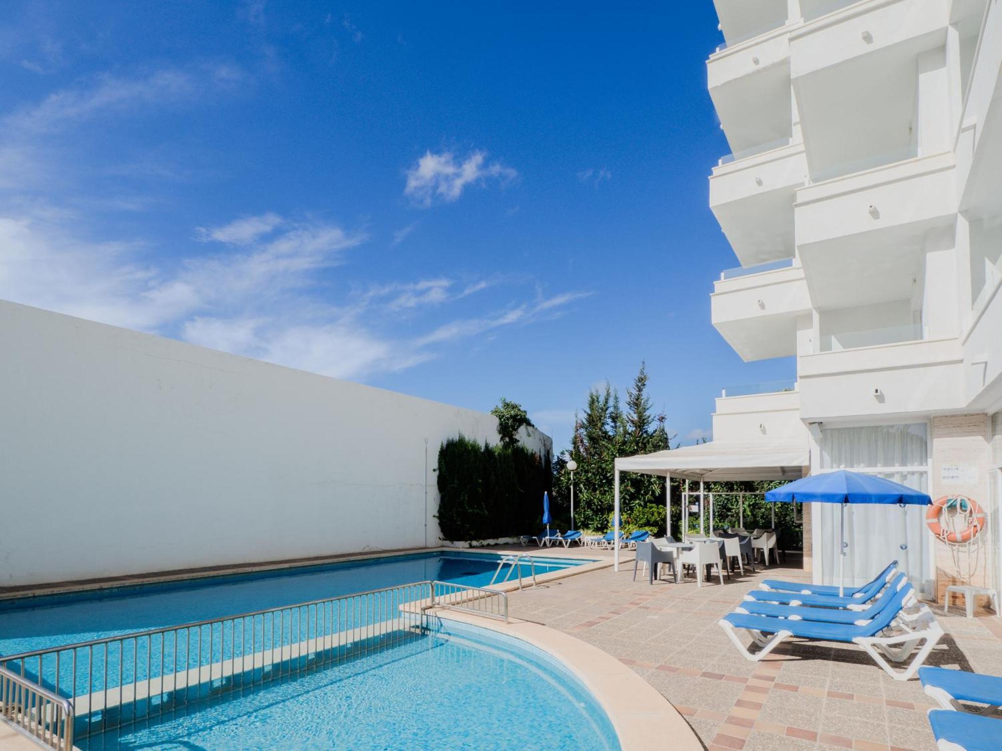 Apartamentos La Santa Maria Cala Millor  Zewnętrze zdjęcie